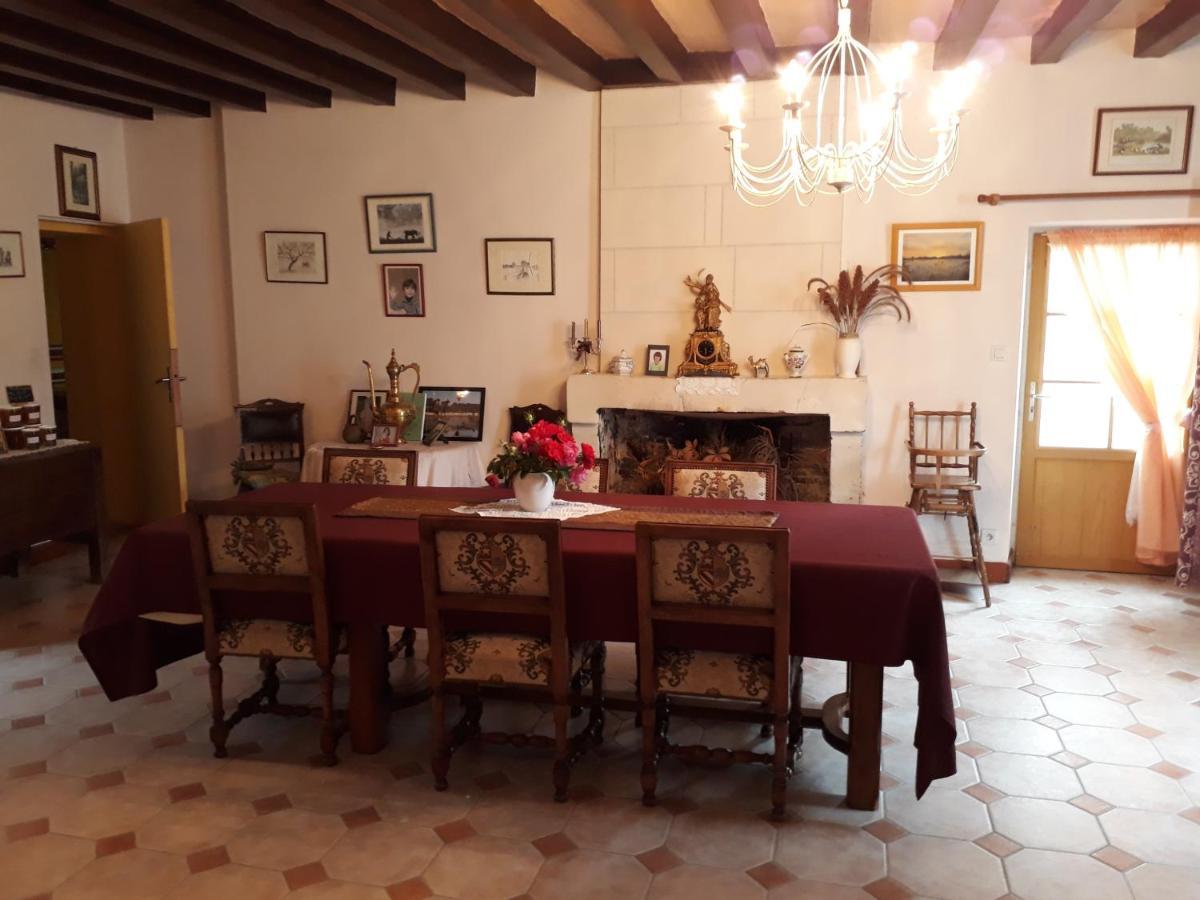 La Levriere Bed and Breakfast Nouans-les-Fontaines Exteriör bild